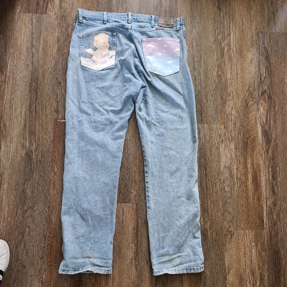 Custom Hand Painted One Of A Kind Jeans 36x32 Cherub Vaporwave Y2k Style - Picture 2 of 5